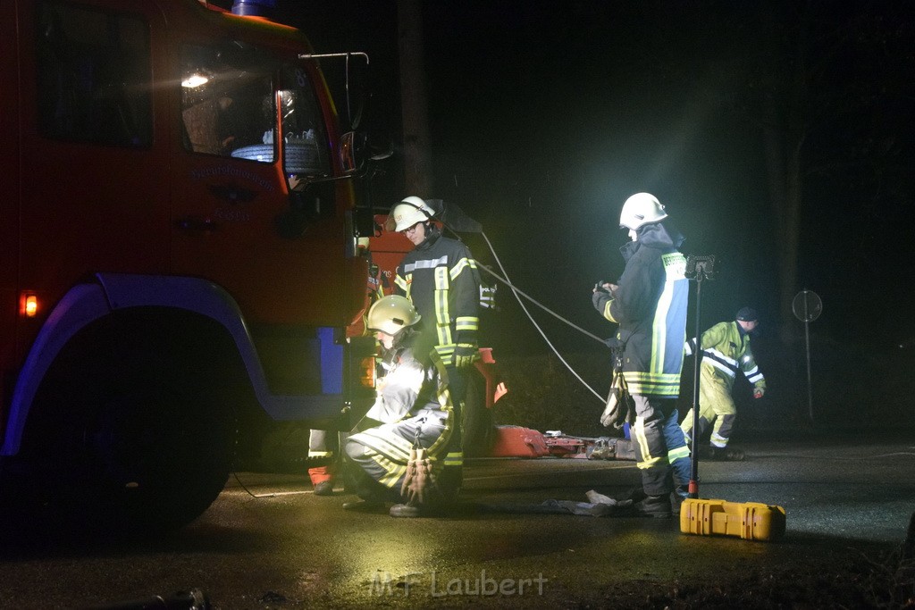 Container LKW umgestuerzt Koeln Brueck Bruecker- Dellbruecker Mauspfad P229.JPG - Miklos Laubert